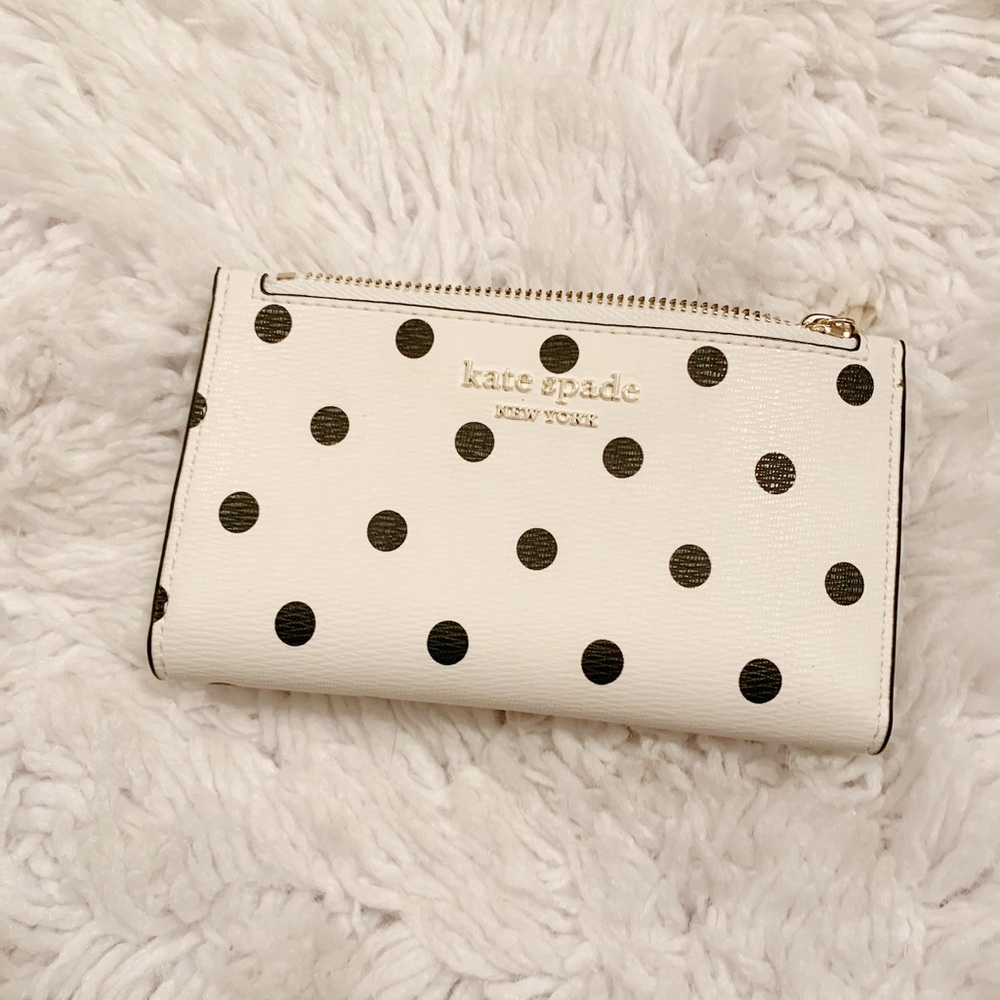 Kate Spade Spencer Small Slim bifold wallet 🌸
